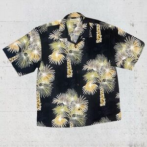 Tommy Bahama Hawaiian Shirt Mens L Tropical 100% Silk Aloha Camp Beach Tiki